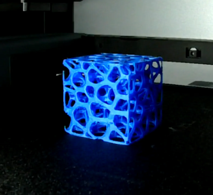 voronoi cubo by der samu3l domestico arredamento deco decorativo buchi 3d print model - Mito3D