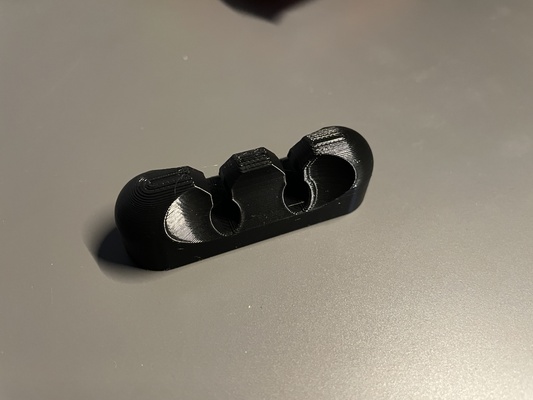 cable holder x2 remixed by von schmid 3d print model - Mito3D