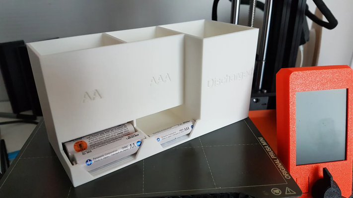 recarregável bateria organizador by francis beland caixa armazenamento 3d print model - Mito3D