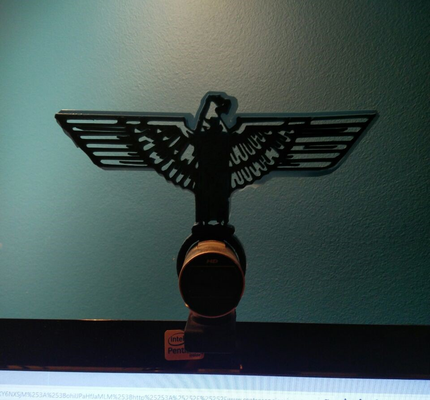 garoto águia webcam suporte by blaster1920 câmera 3d print model - Mito3D