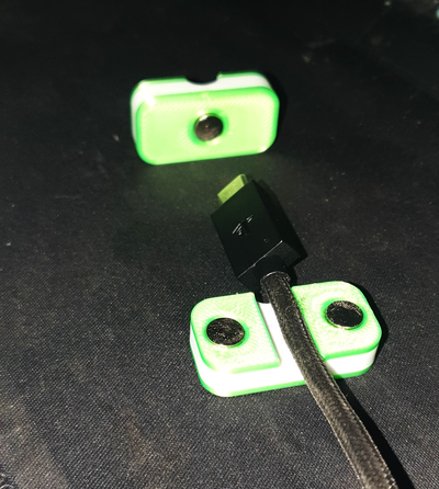 magneto clipe cabo by impressor organizador escrivaninha magnético 3d print model - Mito3D
