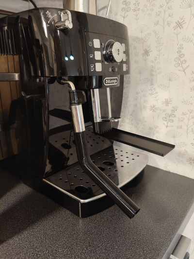 delonghi magnifica reinigung zubehör by abonnieren kaffee küche büro entkalkung espresso maschine dienstleistungen 3d print model - Mito3D