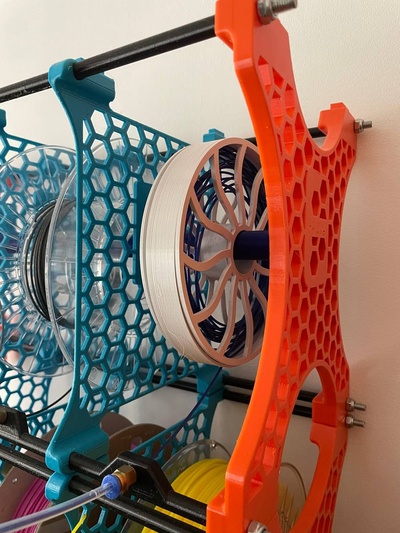 carrete reciclado filamento by xuss46 mascota reciclaje reciclar portacarretes 3d print model - Mito3D