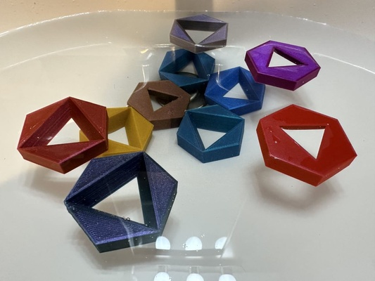 hexadécimal triangle by zurno l'eau géométrique flotte évier bassin plonger 3d print model - Mito3D