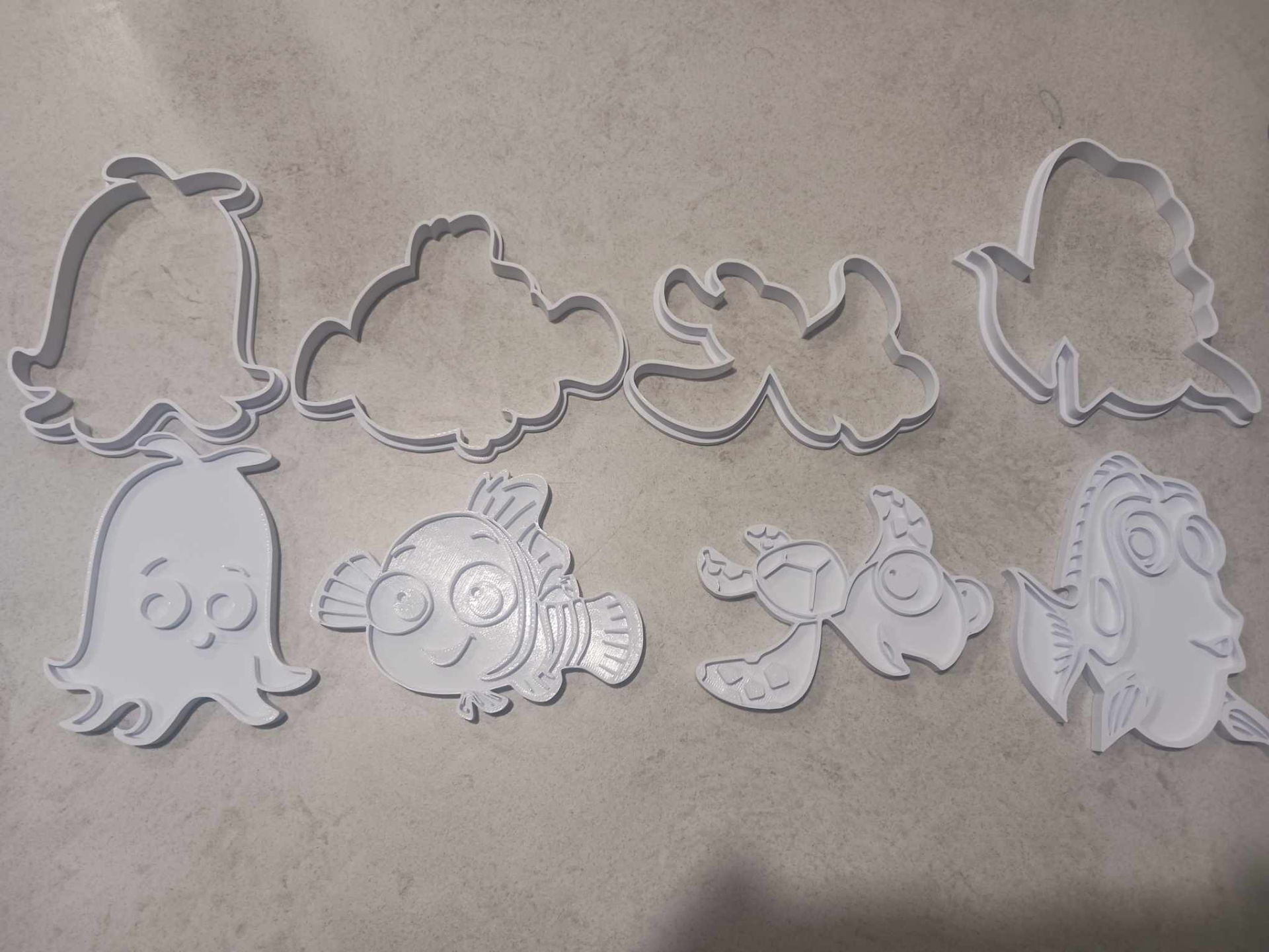 finding nemo cookie cutters stamps by bean eating cookies cutter cookiecad cookiecutter dory squirt 3D print model - Mito3D