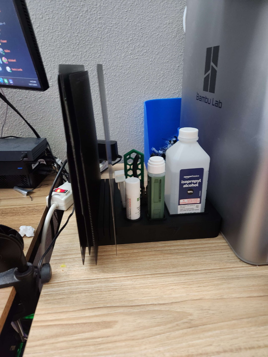 desktop build plate caddy v2 left by tuxydoh holder x1 series p1p p1s 3D print model - Mito3D