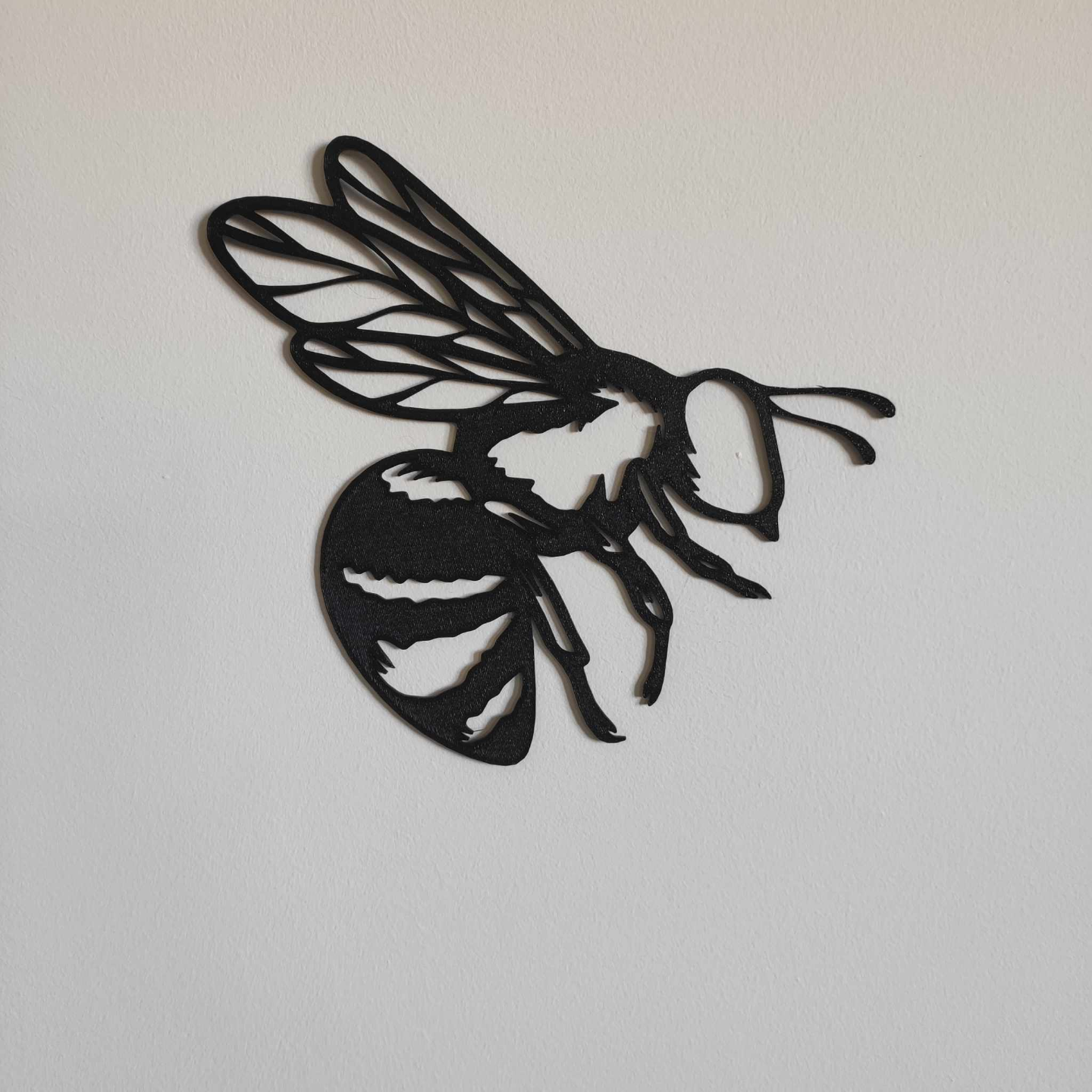 real bee by satisartes animal decor decoration wall 3D print model - Mito3D