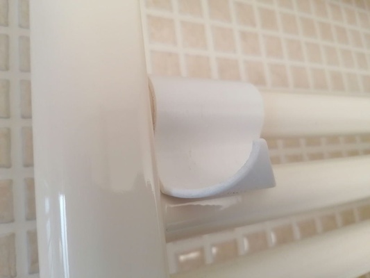 forte gancio asciugamano termosifone by spazioso per asciugamani 3d print model - Mito3D