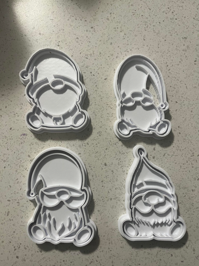 christmas gnome cookie cutters stamps by bean eating cookies hobby & diy cutter debosser stamp christmascookie christmascookiecutter gnomes gnomecookie 3d print model - Mito3D
