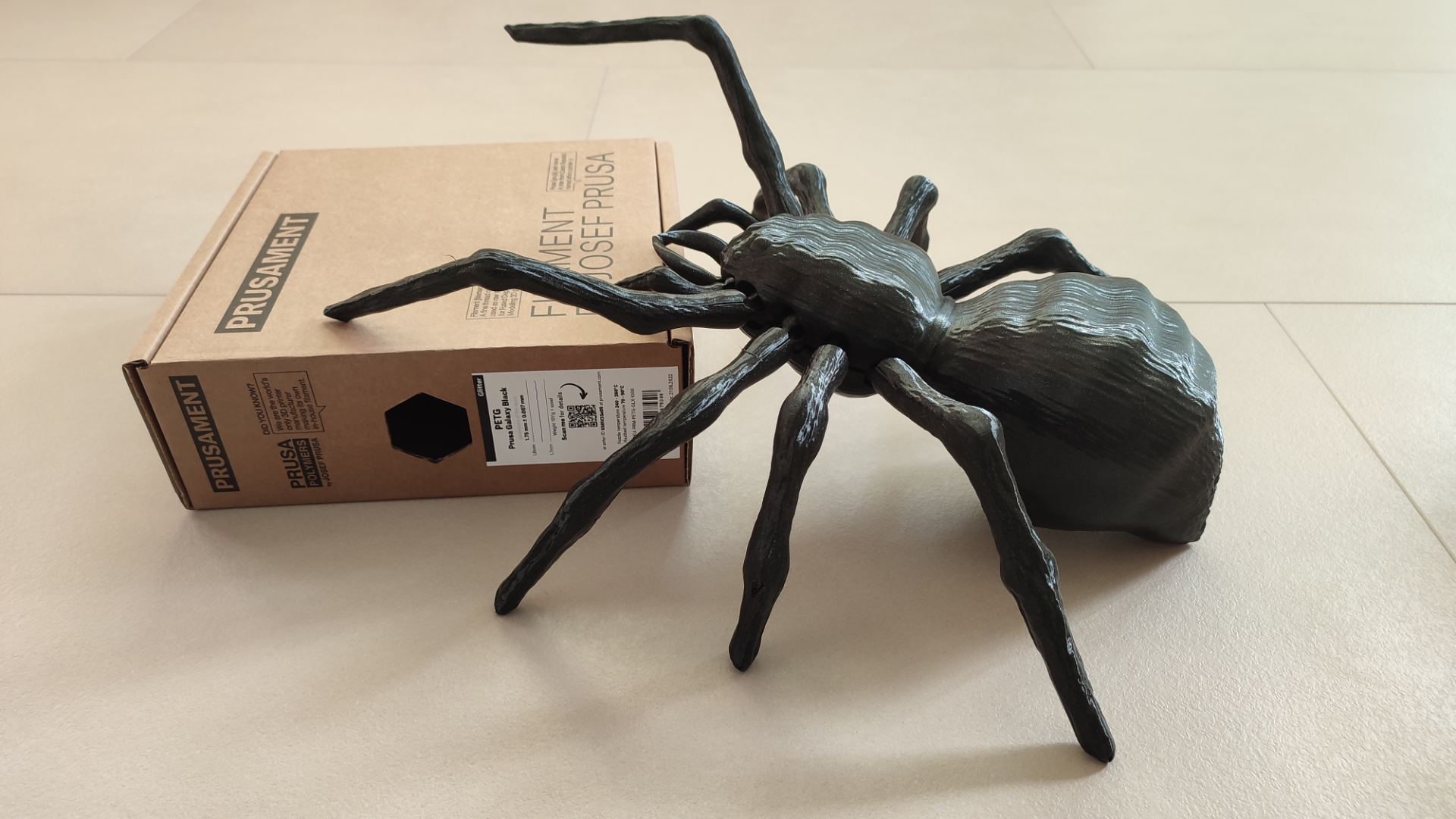 gigante vaso modo aranha posable bruxas impressão in up to 90cm 35inch by maker81 casa decoração assustador tarântula vasemodo espiralizar imenso a1mini bambu prusa crialidade artilharia voron 3D print model - Mito3D