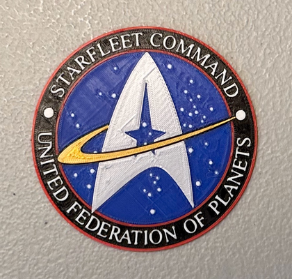 multicolore starfleet commander logo aimant by ouah art 2d étoile randonnée 3d print model - Mito3D