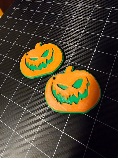 evil grin pumpkin keychain by threedee art models key chain keyring ring halloween 3d print model - Mito3D