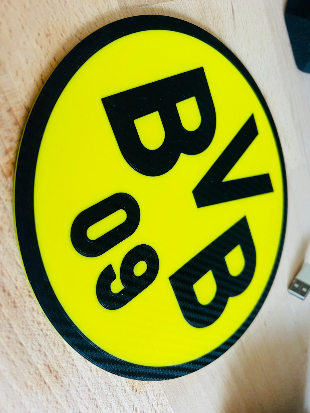 exemple logo mit led by louer art panneaux logos football borussia dortmund 3D print model - Mito3D