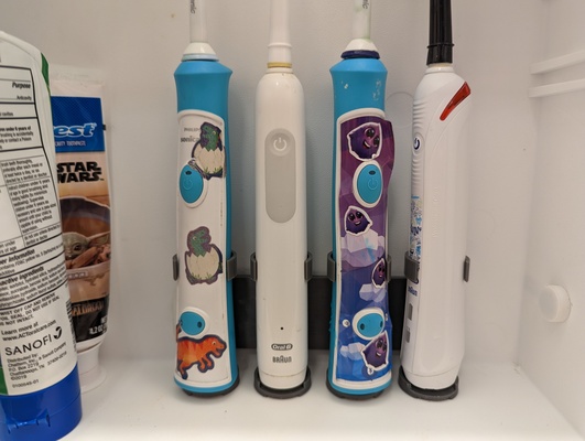 toothbrush holder x4 by matthew household house models toothbrushholder 3d print model - Mito3D