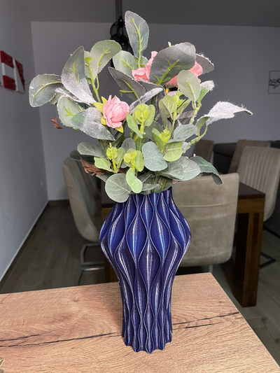 spiral vase 2 by achristophisch kunst modelle 3d print model - Mito3D