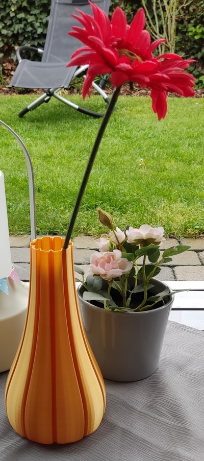 vaso by basso domestico arredamento decorazione 3d print model - Mito3D