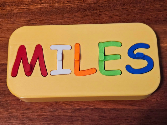 mil yürümeye başlayan çocuk bebek şekil öğrenme oyuncak kasa by mikegtp oyuncaklar oyunlar bulmacalar bulmaca 3d print model - Mito3D