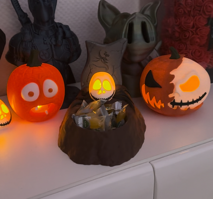 skellington bonbons titulaire soutien lumière by my 3d impression laboratoire ménage décor lampe halloween 3d print model - Mito3D