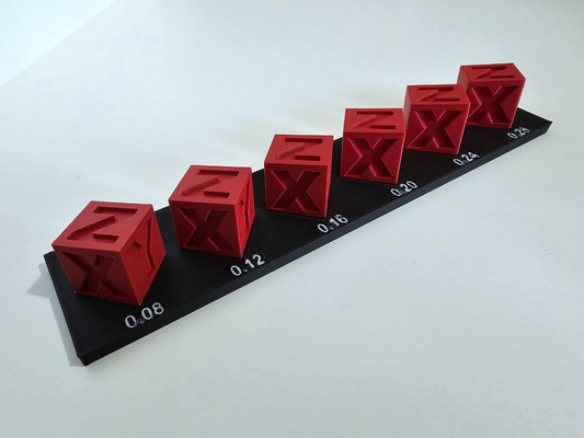 étalonnage cube afficher supporter remixé by hectorri 3d imprimante tester modèles cubique soporte couche taille 3d print model - Mito3D