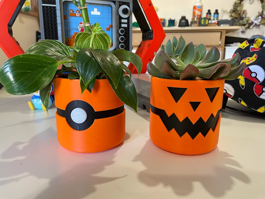 pumpkeball planter - halloween pumpkin style pokeball by jaayjeee household decor pokemon decorative 3d print model - Mito3D