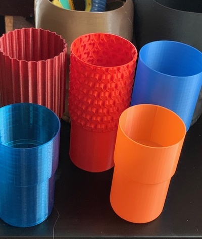 azur film bobine pinceau organiser tasses vase mode by jdalycache art modèles organisateur spiraliser vasemode 3d print model - Mito3D