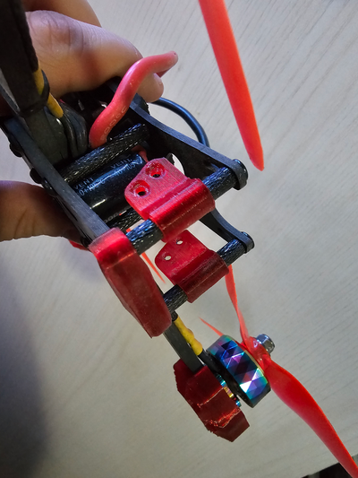 fpv sommet steele caddx dji came soutien by as minimisé loisir diy rc drone courses 3d print model - Mito3D