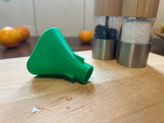 mounty salt funnel by household house models trichter pepper 3d print model - Mito3D