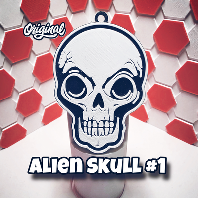 alien skull keychain 1 by tiroplast 3d art coin & badges easy print 3d print model - Mito3D
