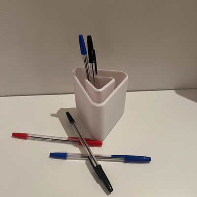 trippy pen holder by juicymango tools organizers desktop 3d print model - Mito3D