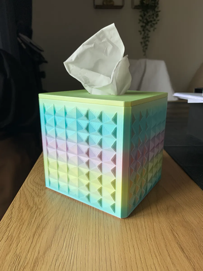 gewebe box pyramide design by restauriertoctor haushalt haus modelle tissuebox taschentuchbox abdeckung startseite mantel werkzeug 3d print model - Mito3D