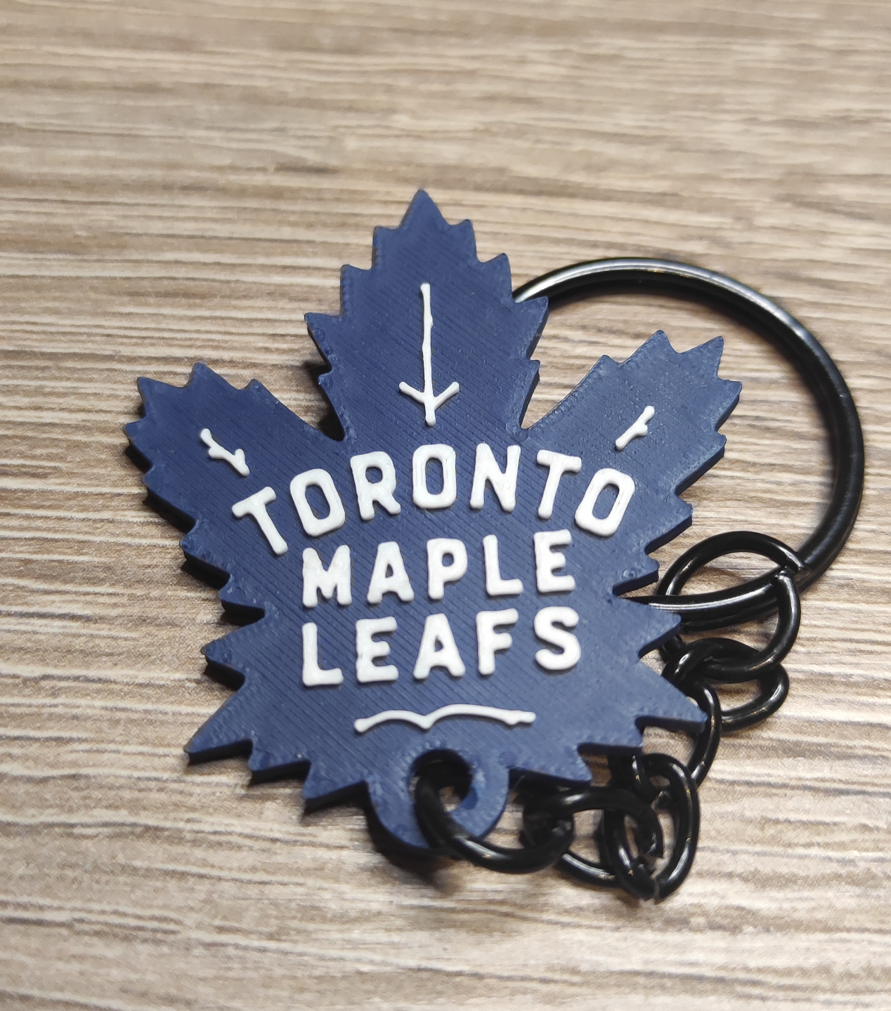 toronto akçaağaç yapraklar anahtarlık by carlson sanat işaretler logolar nhl anahtarlıklar 3D print model - Mito3D