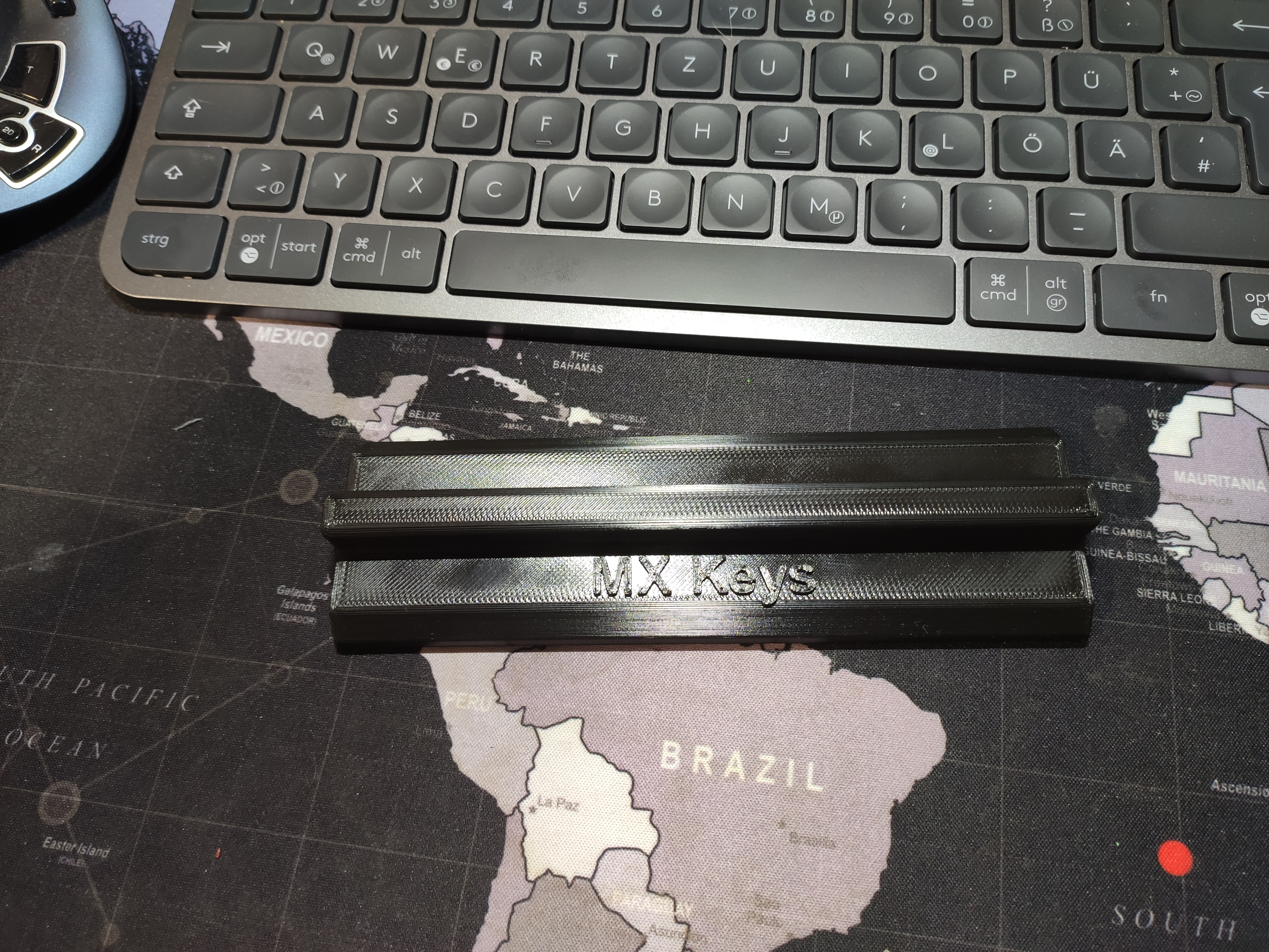 mx negócio levantador by planeta ferramentas aparelhos logitech mxkeys 3D print model - Mito3D