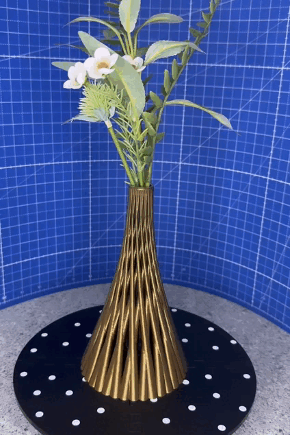 test-tube vase by tueftlerbox household decor flower flowerpot flowervase planters testtube testtubevase twistedvase vases 3D print model - Mito3D