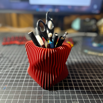 wavy pencil holder remixed by la furie household office vase 3d print model - Mito3D