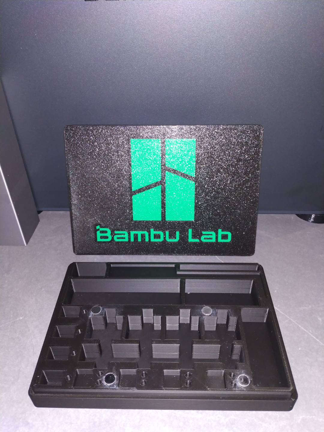 werkzeuge zubehör box remix usw v1 neu gemischt by abonnieren 3d drucker bambu lager werkzeug einfach farbe drucken 3D print model - Mito3D