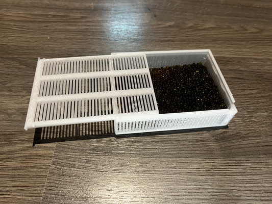 desiccant box spout snap in lid by biochem 3d printer accessories desicant 3d print model - Mito3D