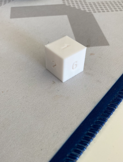 rfel by niklas malleier spielzeuge spiele tafel würfel 3d print model - Mito3D