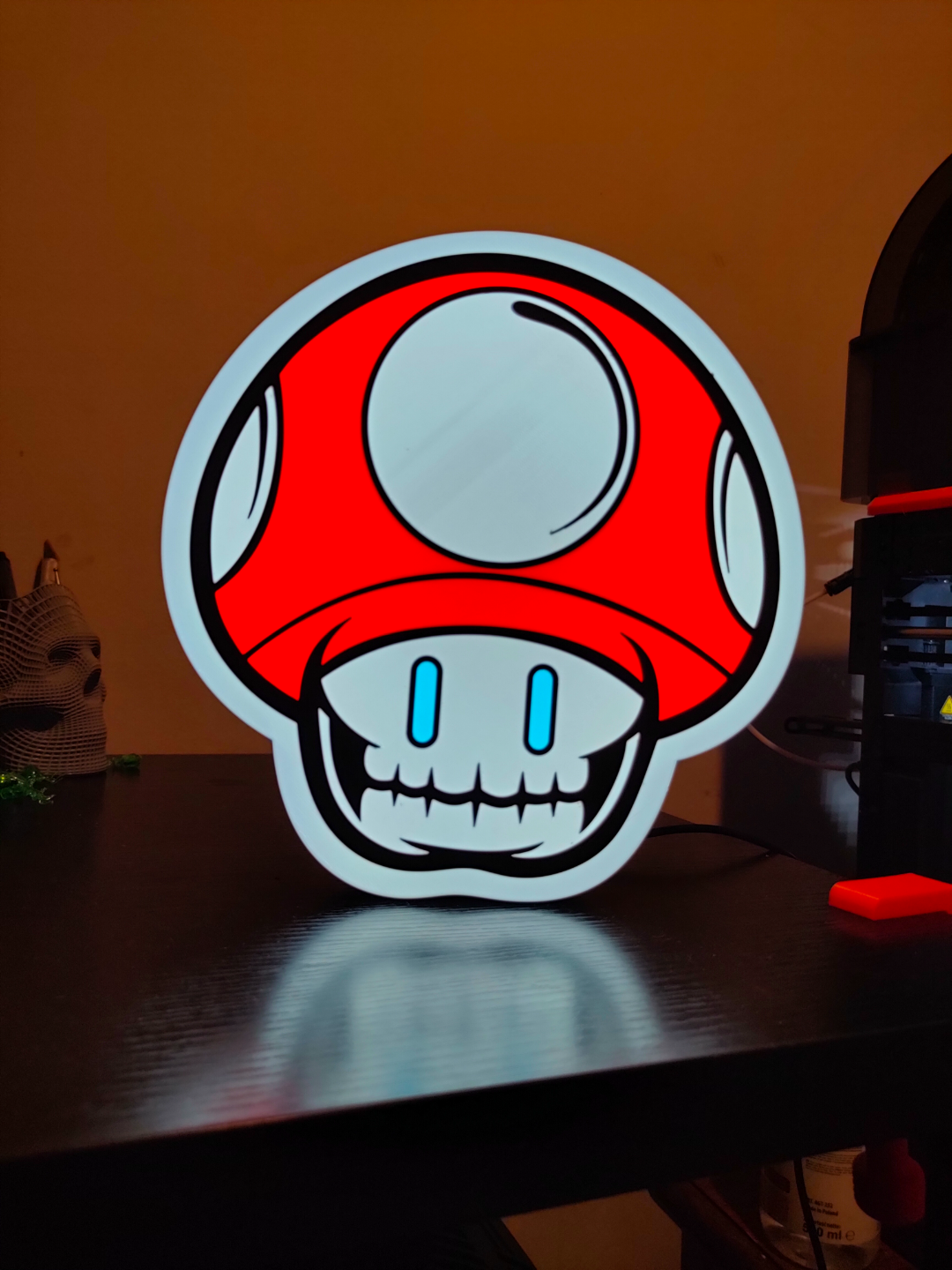 mario fungo x bianca camminatore mescolare luce scatola by nottooshabbycreations passatempo fai elettronica lightbox guidato cranio ossatura colore 3D print model - Mito3D