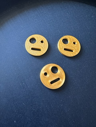 smiley by itc bamboo art coin & badges 3d print model - Mito3D
