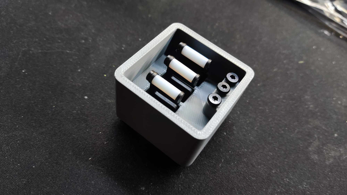 fosbos limpador parafusos bin by adão 3d impressora acessórios bambu caixa armazenamento gridfinity p1s 3d print model - Mito3D