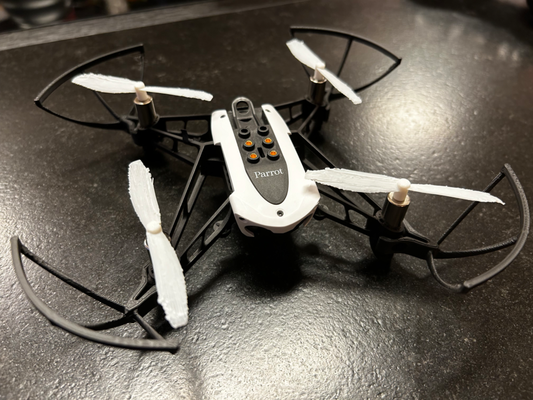 perroquet choses hélice garde remixé by jr2142 loisir diy rc remplacement drone 3d print model - Mito3D