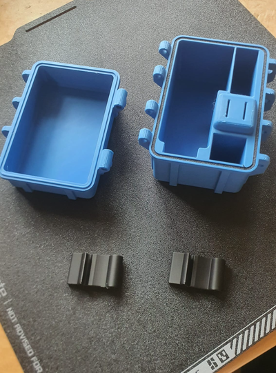 gopro 11 robusto scatola 2 sd pass through remixato by bivaccare utensili organizzatori kamera go pro coperchio 3d print model - Mito3D