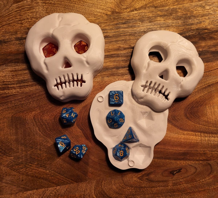 dnd dice skull case by tomtom5893 toys & games board halloween skeleton head dungeons dragons box die spook spooky scary horror dungeonsanddragons october 31 3d print model - Mito3D