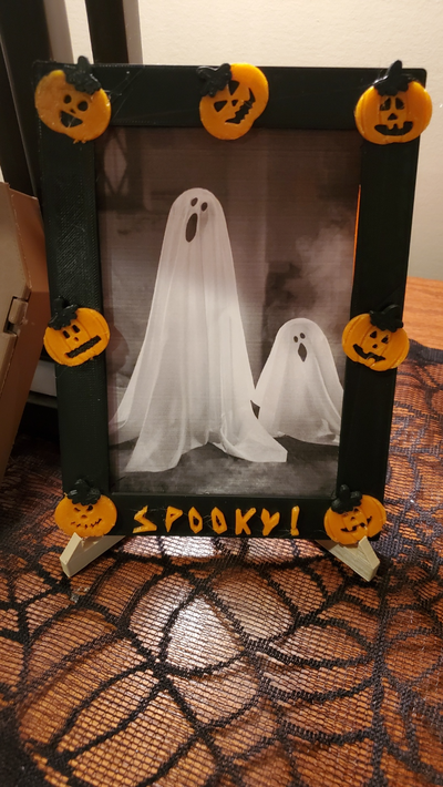 spooky pumpkin frame by doodleprinting household festivities halloween 2023 photo picture jackolantern 3d print model - Mito3D