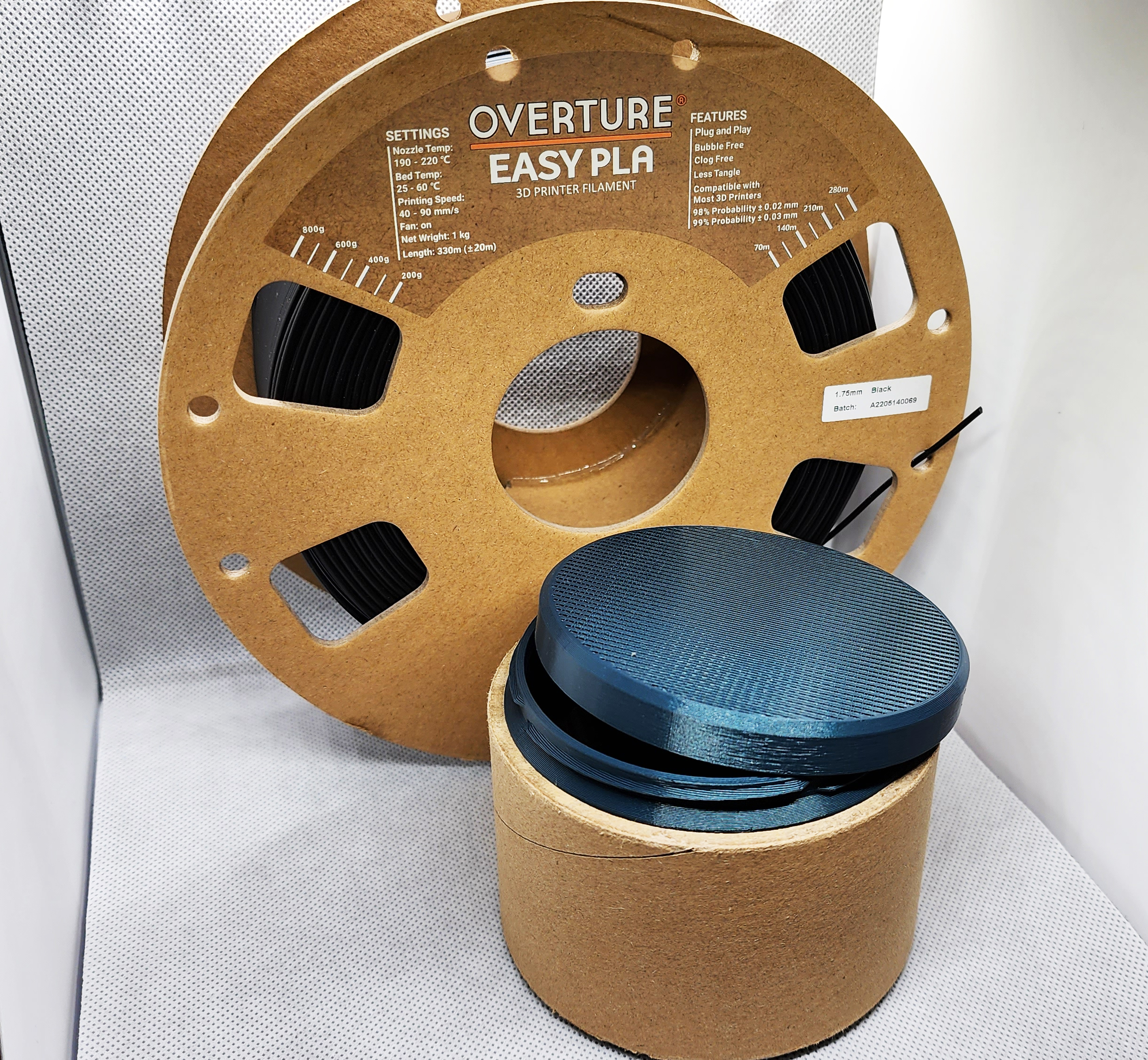 recycled overture spool screw-top container desiccant dryer remixed by triplegworkshop 3d printer accessories filament upcycle recycle dessicant filamentdryer dessicantholder dessicantbox dessicantcontainer overturefilament 3D print model - Mito3D