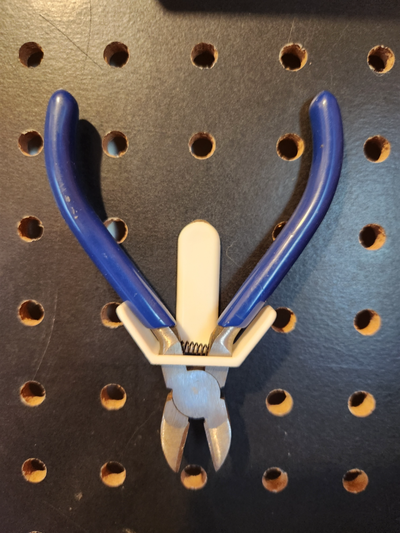 pliers cutter holder peg board by bababuii tools organizers 3d print model - Mito3D