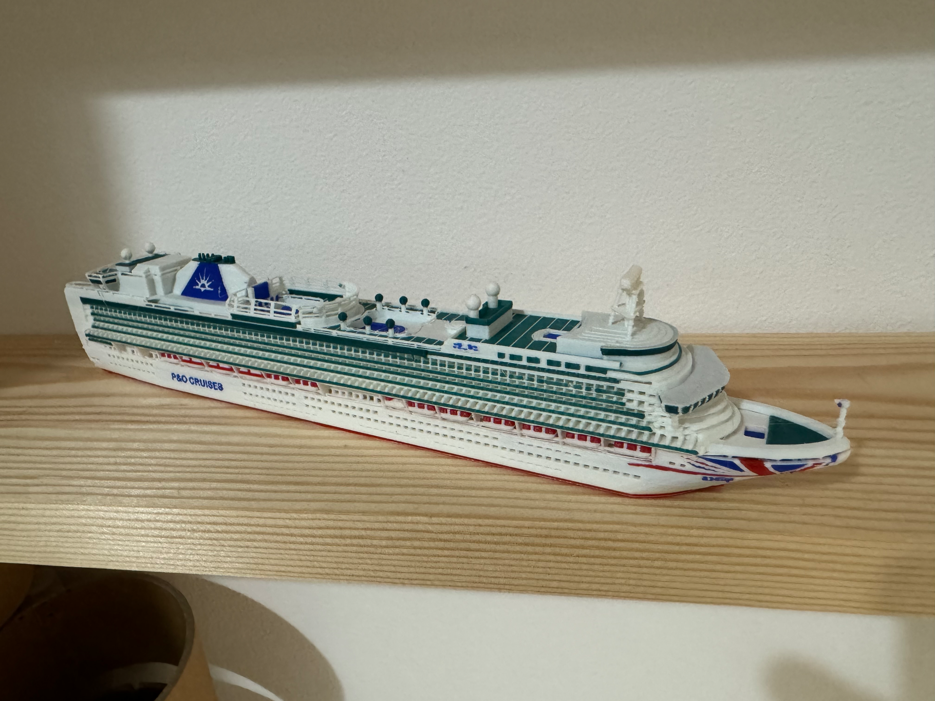 p amp cruzeiro navio azura 1 1250 4 cor by ukdavewood arte esculturas ams a1mini cruzeiro x1c purga suporte livre 3D print model - Mito3D