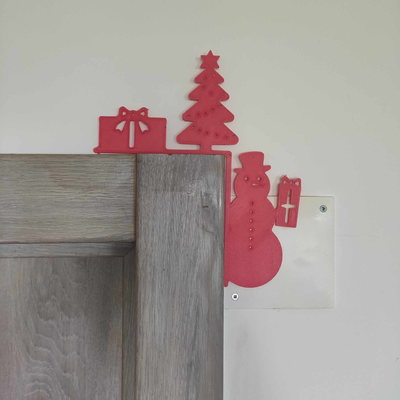weihnachten tür ecke by zufrieden kunst 2d 2023 dekor wohnkultur 3d print model - Mito3D