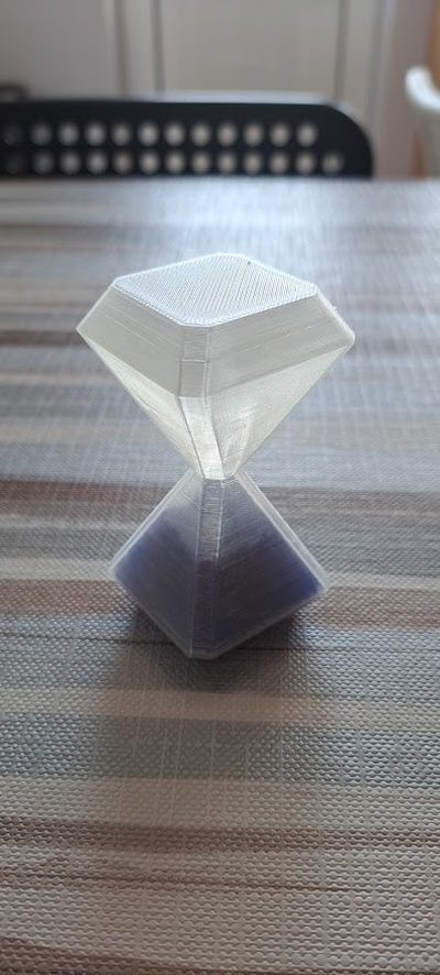 hourglass fidget toy by ruimach toys & games 3d print model - Mito3D