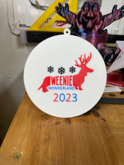teckel weenie pays merveilles 2023 ornement by websters créations ménage décor noël chien 3d print model - Mito3D